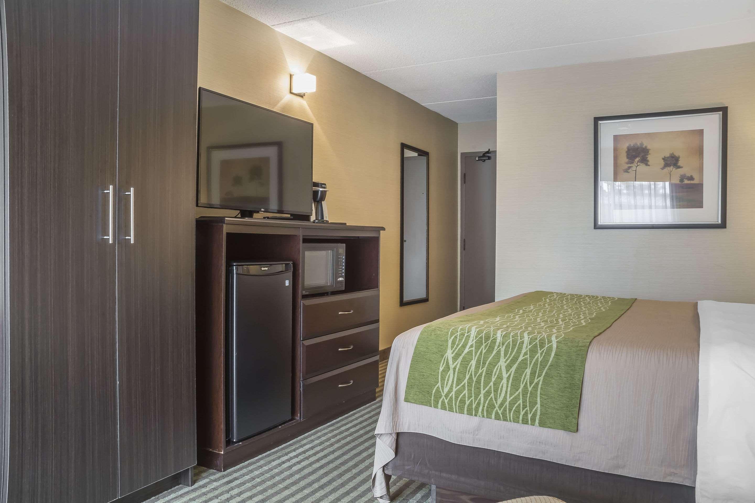 Comfort Inn Chatham-Kent Экстерьер фото