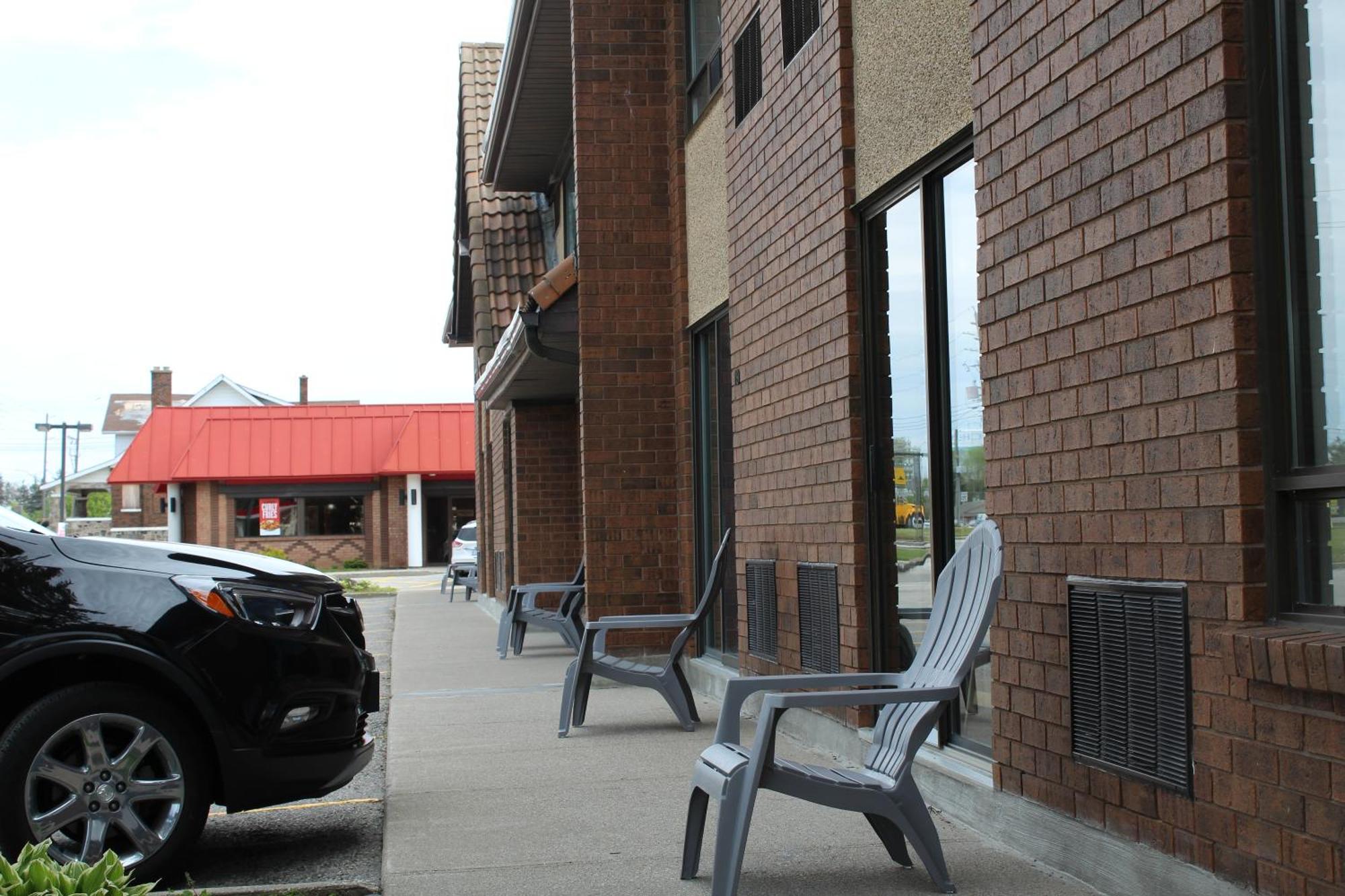 Comfort Inn Chatham-Kent Экстерьер фото