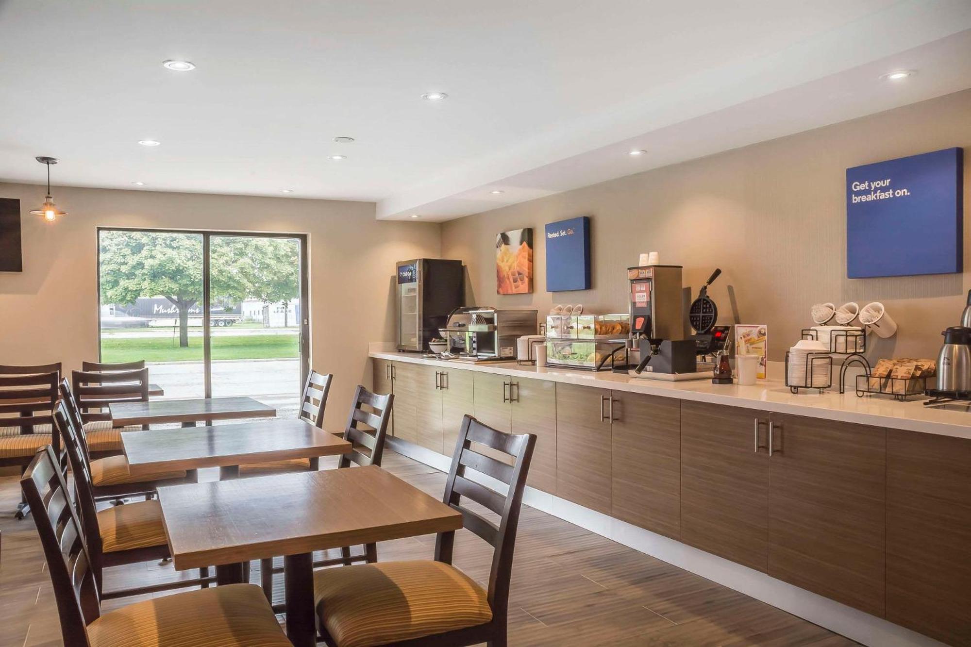 Comfort Inn Chatham-Kent Экстерьер фото