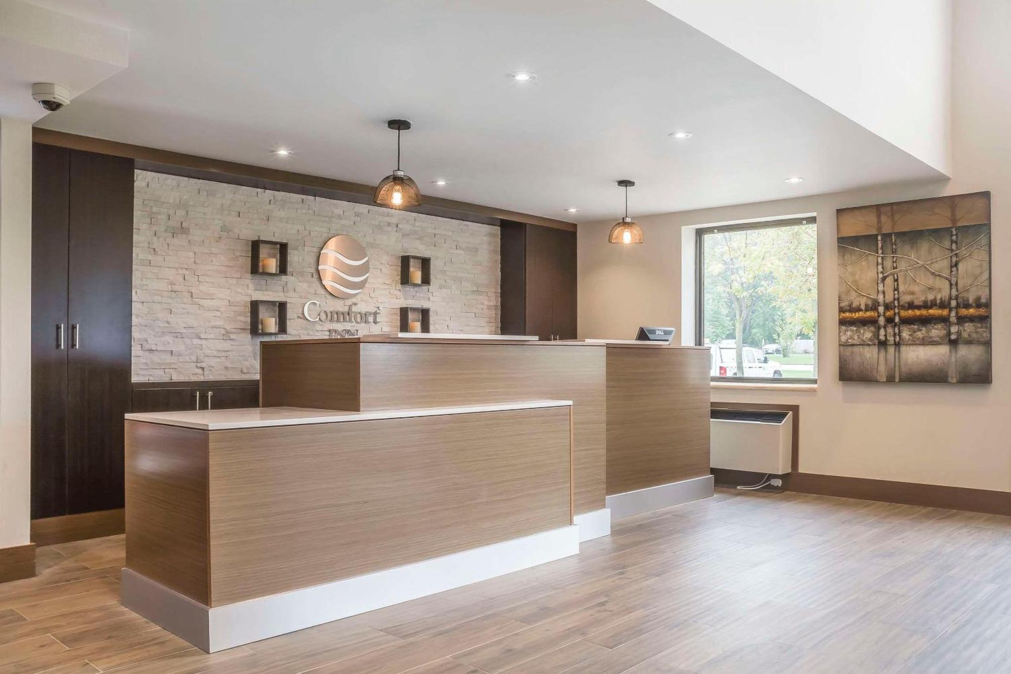 Comfort Inn Chatham-Kent Экстерьер фото